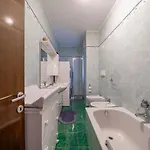 Olmo Cozystay Apartment *