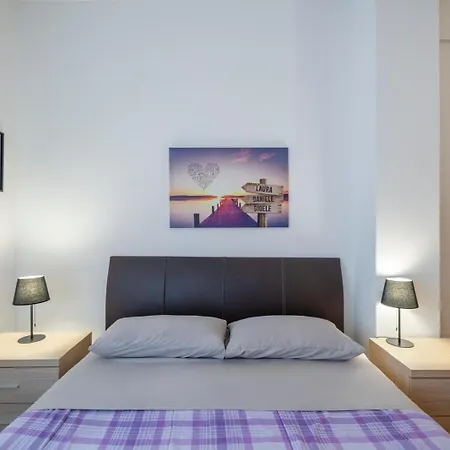 Olmo Cozystay Apartment