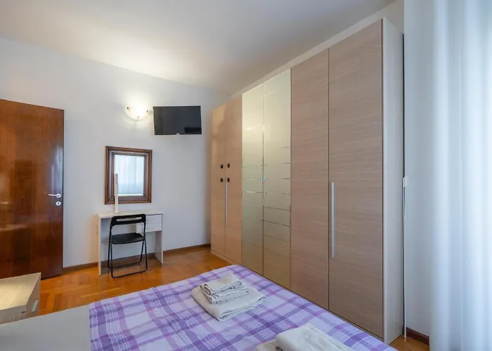 Olmo Cozystay *